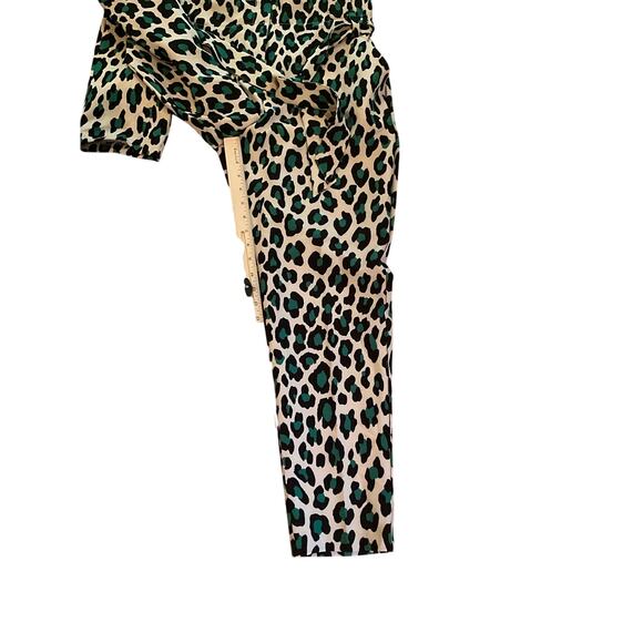NY & Company Madie Ankle Pants Leopard Print Warrior Green Womens Size 12 NWT - Picture 3 of 6